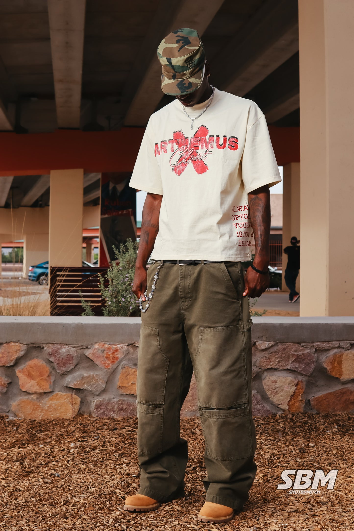 Arthemus X Closet Tee